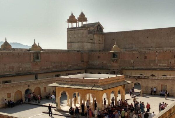 2-Days Jaipur Tour From Delhi With Overnight at Jaipur - Background