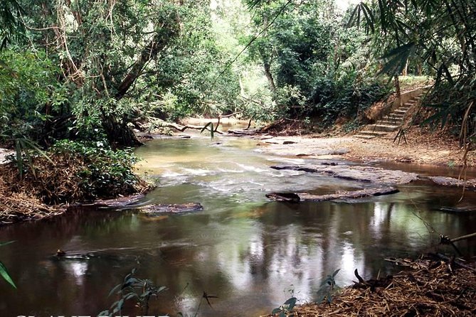 2 Days Lake Bosomtwi & Cape Coast Tour - Inclusions