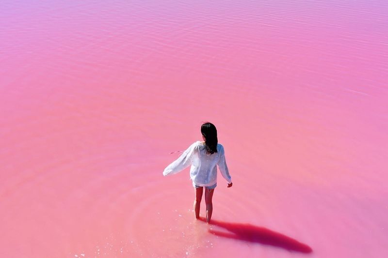 2 Days Luxury Pink Lake Tour with Chinese Language Guide - Geraldton brings the day to a gentler close