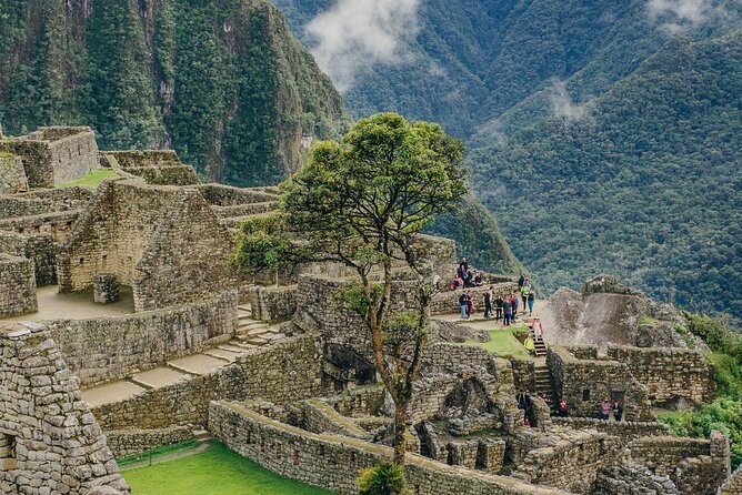 2 Days Machu Picchu Tour By Train - Itinerary for Day 1