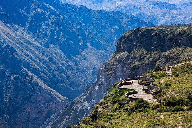 2 Days of Natural Experience in the Colca Canyon - Day 1: Arrival and Exploration