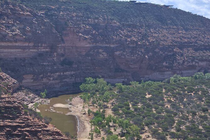 2 Days One Night Tour at Pink Lake Natures Window and Pinnacles - Transportation and Group Size