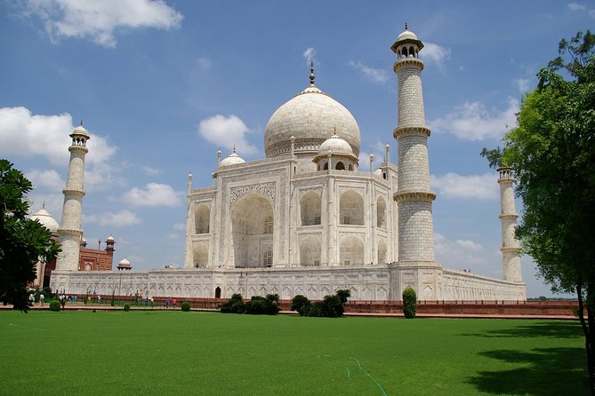 2 Days (Overnight) Agra Tour by Gatimaan Train With Hotel Accommodation - Tour Overview