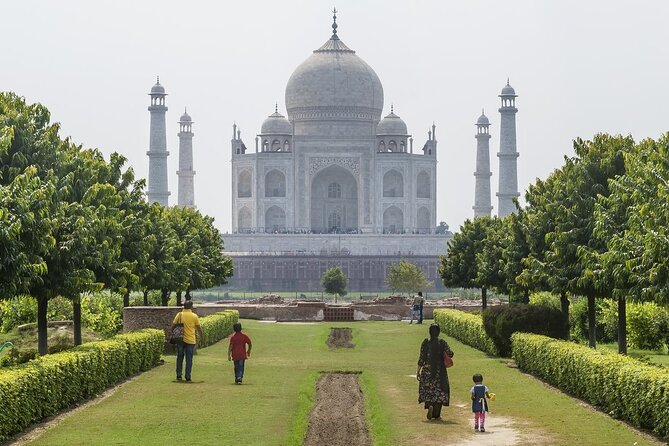 2 Days Overnight Agra Tour With Taj Mahal & Agra Fort From Delhi - Itinerary Overview