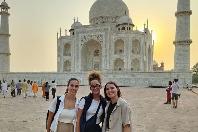 2 Days Overnight Taj Mahal and Agra Tour From Delhi - Detailed Review of the 2-Day Agra Tour