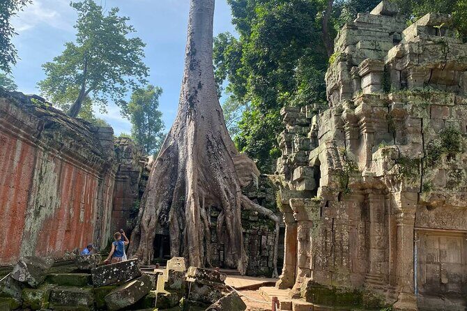 2 Days Private Tour Discovering Angkor Wat and Floating Village - FAQs