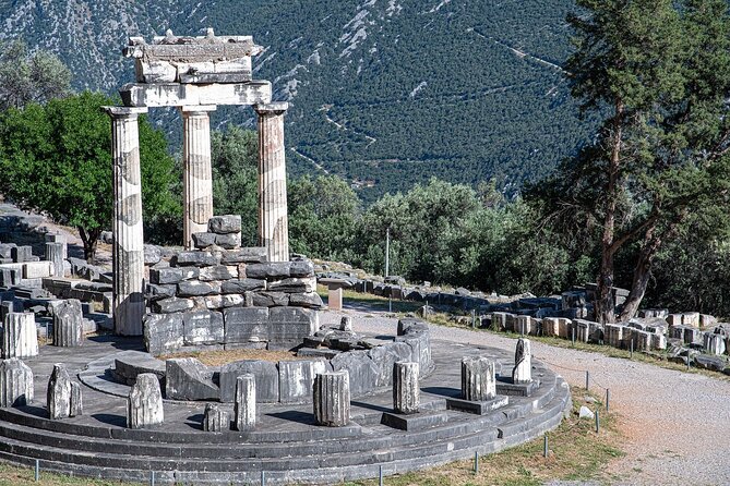 2 Days Private Tour From Athens to Delphi and Meteora - Day 1: Explore Delphi