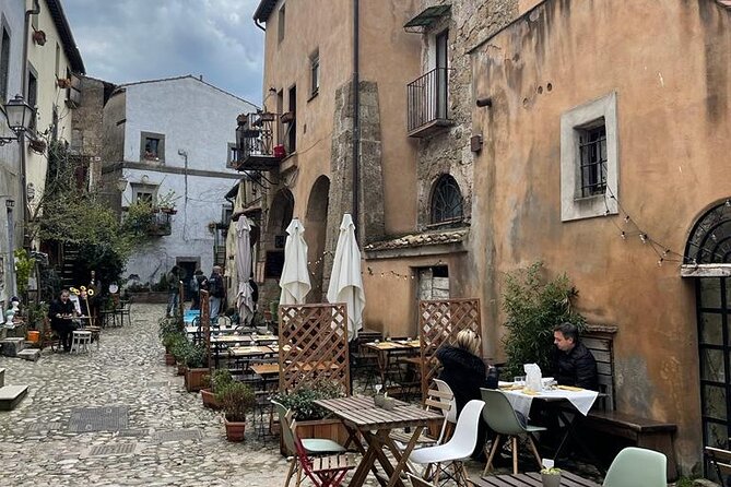 2 Days Private Tour in the Secret Village of Artists Near Rome - Local Cuisine Experience