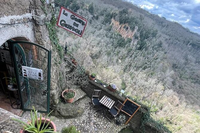 2 Days Private Tour in the Secret Village of Artists Near Rome - Accommodation Details