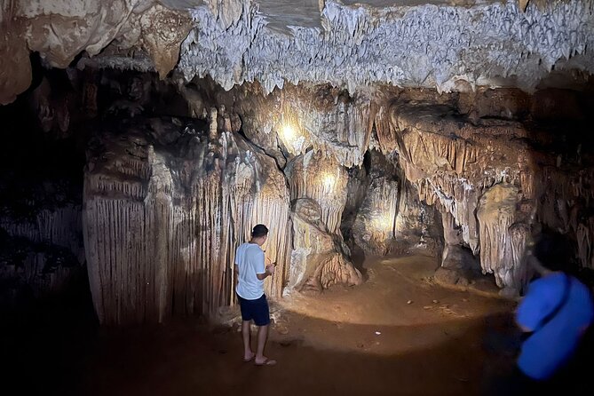 2 Days Private Tour in Vientiane and Vang Vieng - Highlights of Vientiane