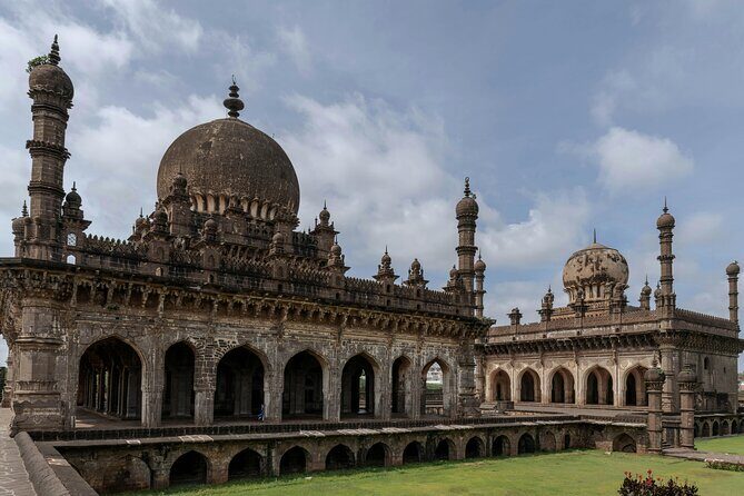 2 Days Private Tour of Bijapur in Car with Guide and Hotel - Exploring the 2-Day Itinerary in Detail