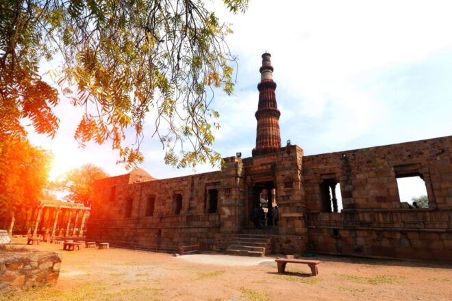 2 Days Private Tour of Old & New Delhi With Entrance Ticket - New Delhi Attractions