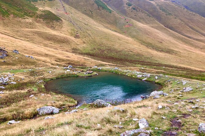 2 Days Private Tour to Kazbegi and Juta Village With Trekking - Overnight Stay