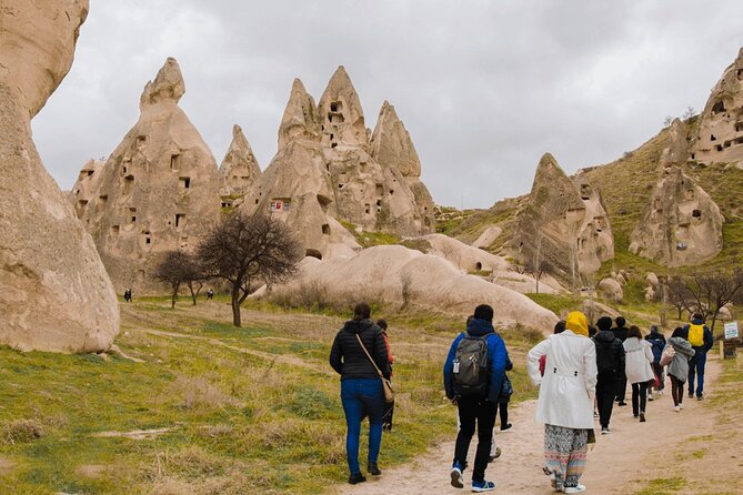 2 Days Red and Green Tour - Overview and Itinerary