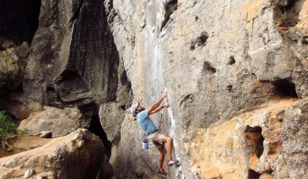 2 Days Rock Climbing Course at Railay Beach - Safety Considerations