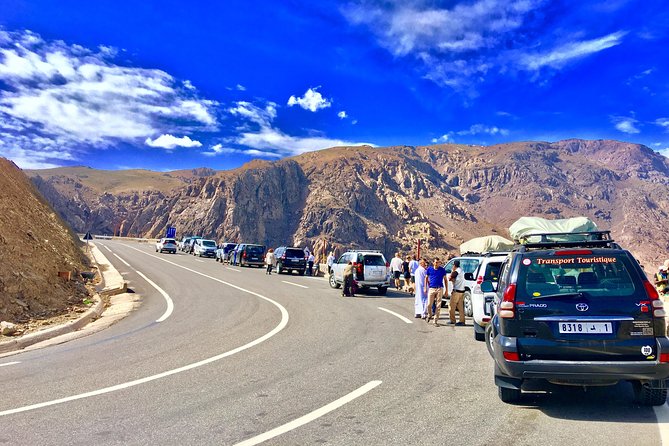 2-Days Sahara Desert Tour to Erg Lihoudi From Marrakech - Common Questions