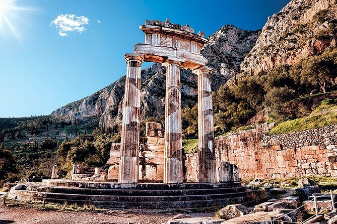 2 Days Spanish Guided Tour in Delphi and Meteora - Tour Highlights