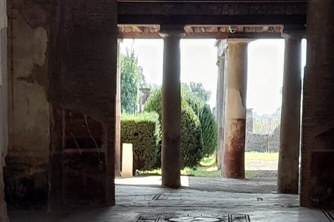 2 Days Tour: Pompei & Naples Center With Underground - Itinerary Details