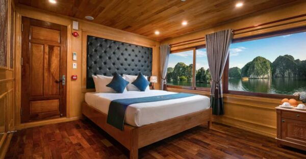 2 Days Venezia Cruises in Less Tourist Area With Small Group - Booking Process