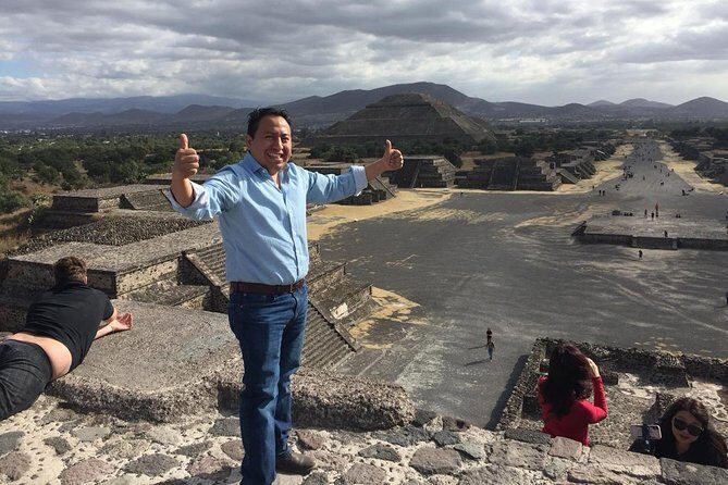 2 Days visiting Basilica of Guadalupe, Pyramids, Frida Kahlo museum & Xochimilco - A Two-Day Journey Through Mexico Citys Heart and Soul