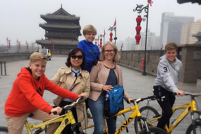 2-Days Xian Private Tour With Night Tour - Tour Overview and Inclusions