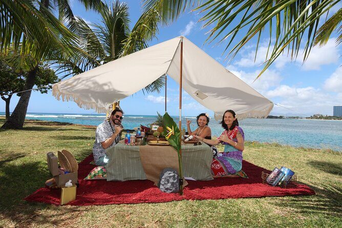 2-Hour Aloha Picnic & Photoshoot for up to Eight in Honolulu - Good To Know  