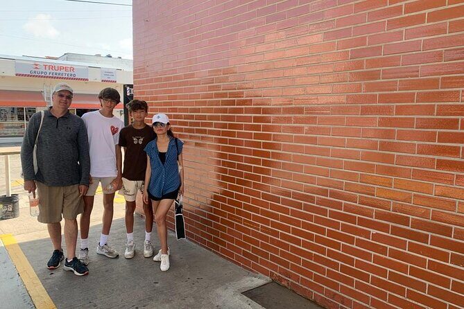 2 Hour and 30 Minutes Walking Tour in 5 De Diciembre - Final Thoughts