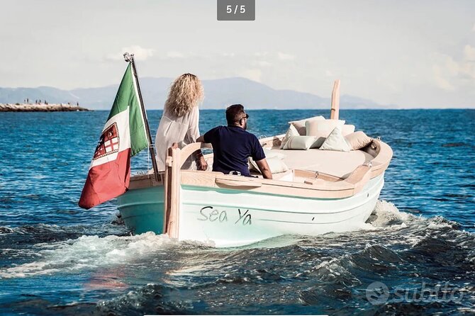 2-Hour Boat Tour at Sunset in the Cinque Terre With Pesto Tasting and Focaccia - Inclusions