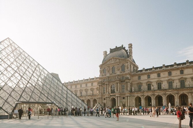 2-Hour Discover Paris With Metro Tickets Walking Guided Tour - The Sum Up