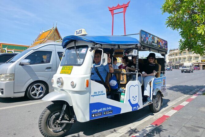 2 Hour Electric Tuk Tuk Cultural Tour of Bangkok - Exploring Bangkok in 2 Hours on an Electric Tuk Tuk