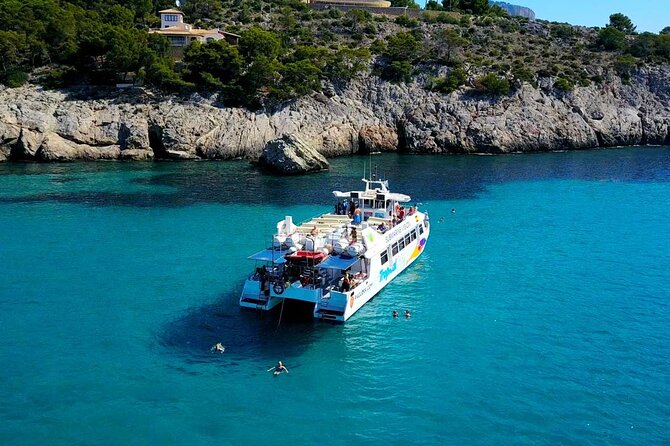 2-Hour Excursion in a Catamaran Around the Bay of Mallorca - Frequently Asked Questions
