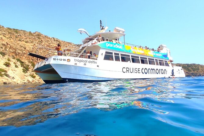 2-Hour Excursion in a Catamaran Around the Bay of Mallorca - The Sum Up