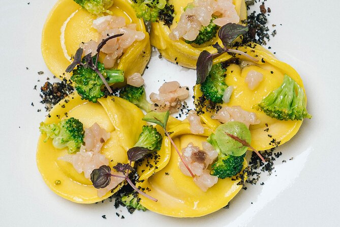 2-Hour Fish and Gin Guided Tasting With Lunch in Pompeii - Tour Overview