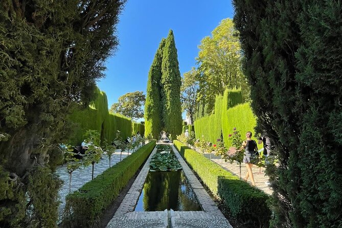 2-Hour Guided Tour of Alhambra Gardens and Alcazaba in Granada - Common Questions