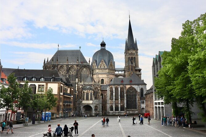 2-Hour Guided Walking Tour in Aachen - Good To Know