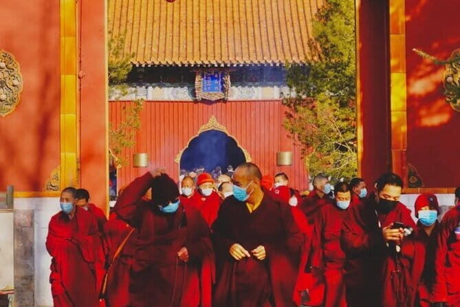 2-Hour Lama Temple and Confucius Temple Guided Walking Tour - Discover Beijing’s Spiritual and Cultural Treasures in a 2-Hour Guided Tour