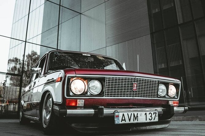2-Hour London Private Guided Tour via Classic Low Rider Lada - Good To Know