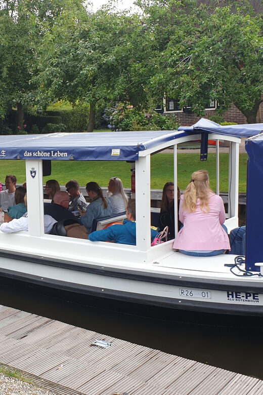 2 hour Luxury Private Closed Boat Tour with Local Guide - Pricing and Value