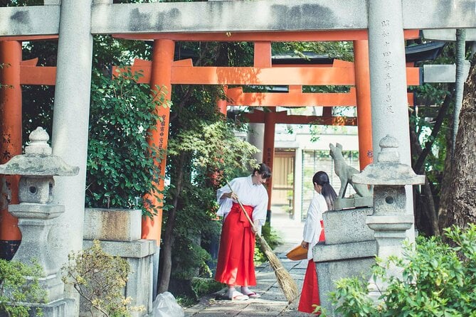 2-Hour Miko Small Group Experience at Takenobu Inari Jinja Shrine - Common Questions