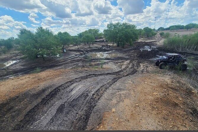 2 Hour Off Road UTV Rental in San Antonio - The Guide and Service