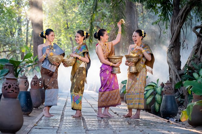 2-Hour Private Guided Romantic Tour in Ayutthaya - Tour Inclusions