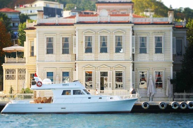2-Hour Private Luxury Yacht Cruise on Bosphorus With Transfers - Common Questions
