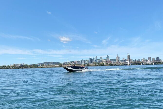 2-Hour Private Montreal Boat Cruise - An In-Depth Look at the 2-Hour Montreal Boat Cruise