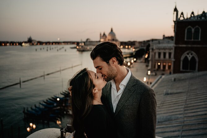 2-Hour Private Photo Shoot in Venice With Gondola Ride - Package Inclusions