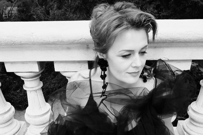 2-Hour Private Photo Walking Tour - Customize Your Tour