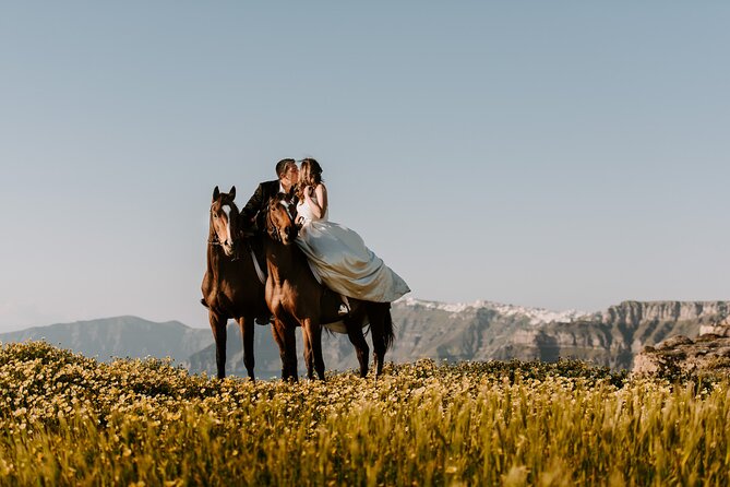 2-Hour Private Romantic Horse Riding Experience in Santorini - Riding Route and Highlights