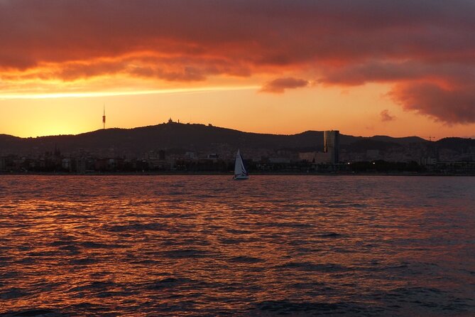 2-Hour Private Sailing Boat Tour in Barcelona - Hotel Pick up or Drop off