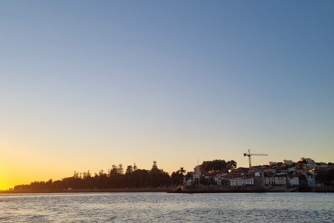 2-Hour Private Tour (1 to 6 People) on the Douro River With a Local - Safety Information