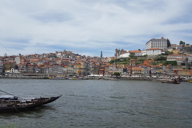 2-Hour Private Tour (1 to 6 People) on the Douro River With a Local - Frequently Asked Questions