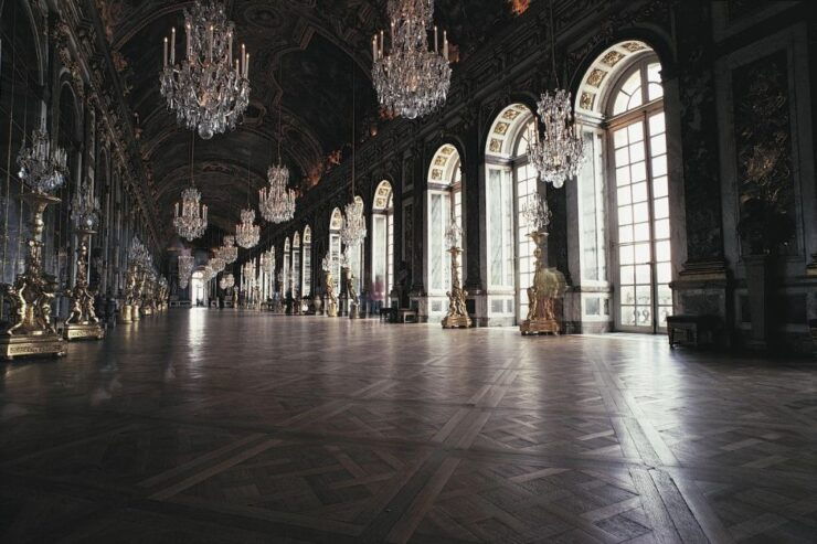 2 Hour Private Tour of Dijon - With Hotel Transfer - Tour Duration and Availability